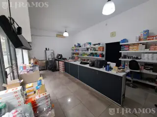 Local en Balvanera VENTA CON RENTA foto 5