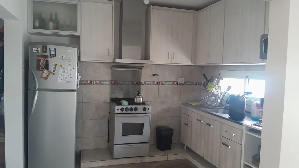 CASA EN VENTA CON PILETA VILLA MARÍA-APTA CREDITO foto 2