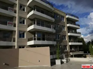 Edificio de categoría, Bv. Evita esquina Rivadavia, Moreno, exclusivas unidades. foto 2