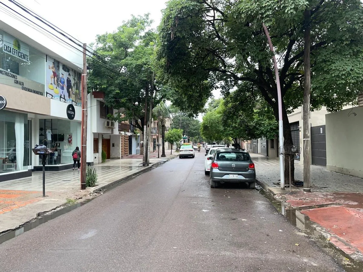 VENTA, CASA 2 PLANTAS, BARRIO CENTRO foto 2