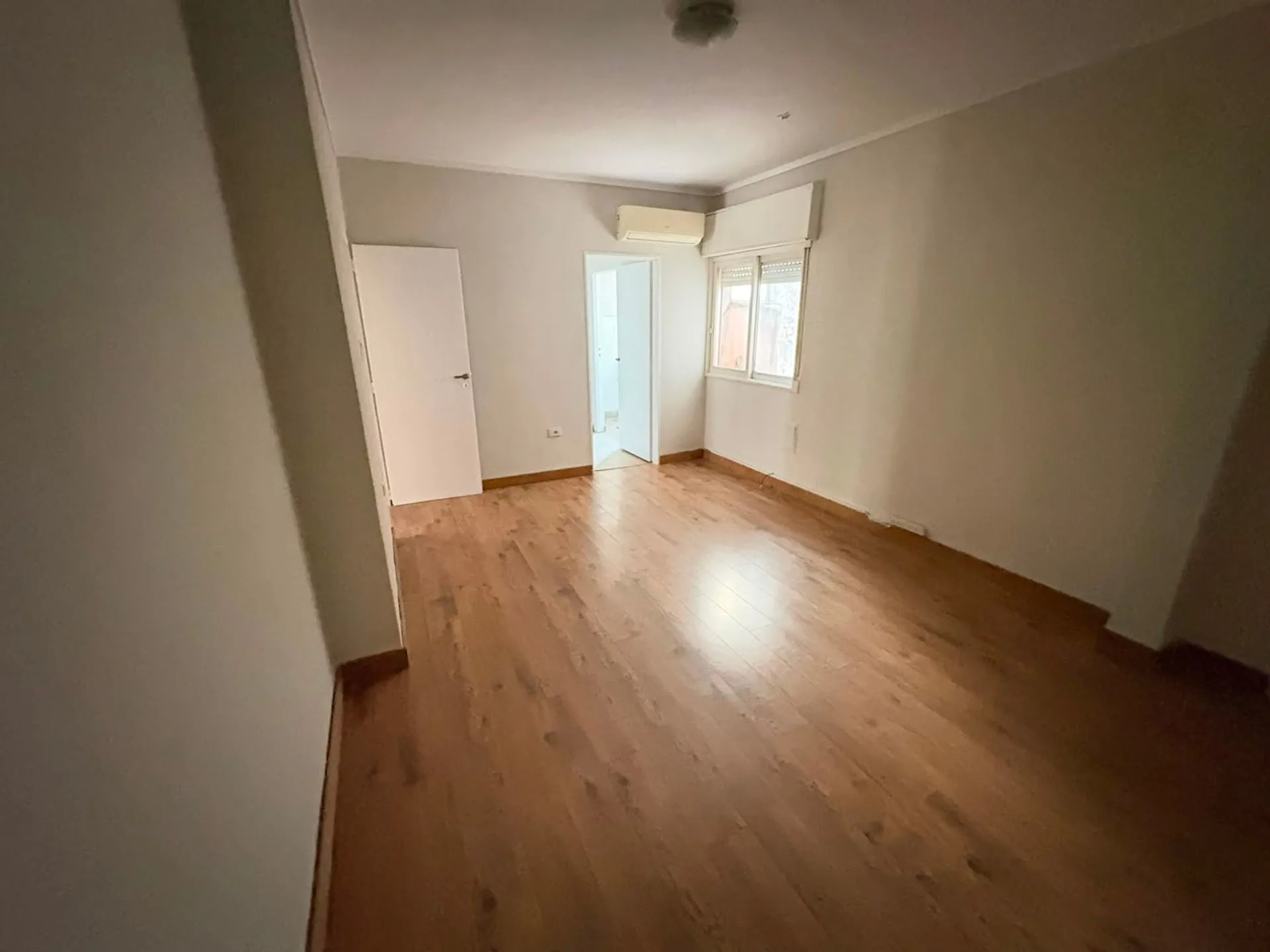 Alquiler Dto 2 Dorm. a mts de Faculta Cs Economica foto 2
