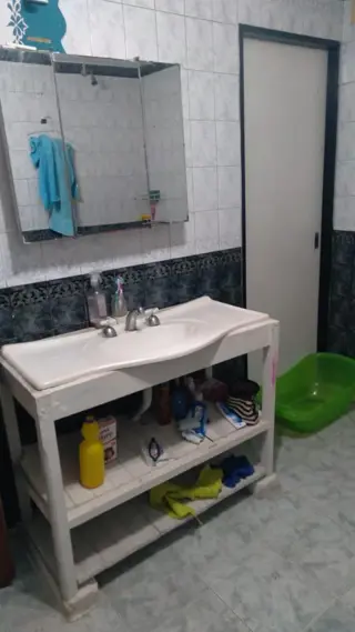 EXCELENTE CHALET 4 AMB c/ Depcias  para los amantes del &ampampampquotVERDE&quot en INIGUALABLE UBICACION de DON TORCUATO,    Pxmo Acceso Norte (PANAM foto 4