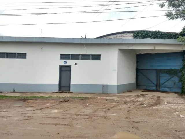 Galpón en Venta en Ituzaingó, entre Parral y Ruta Provincial 7 (Av Néstor Kirchner ex Rivadavia)