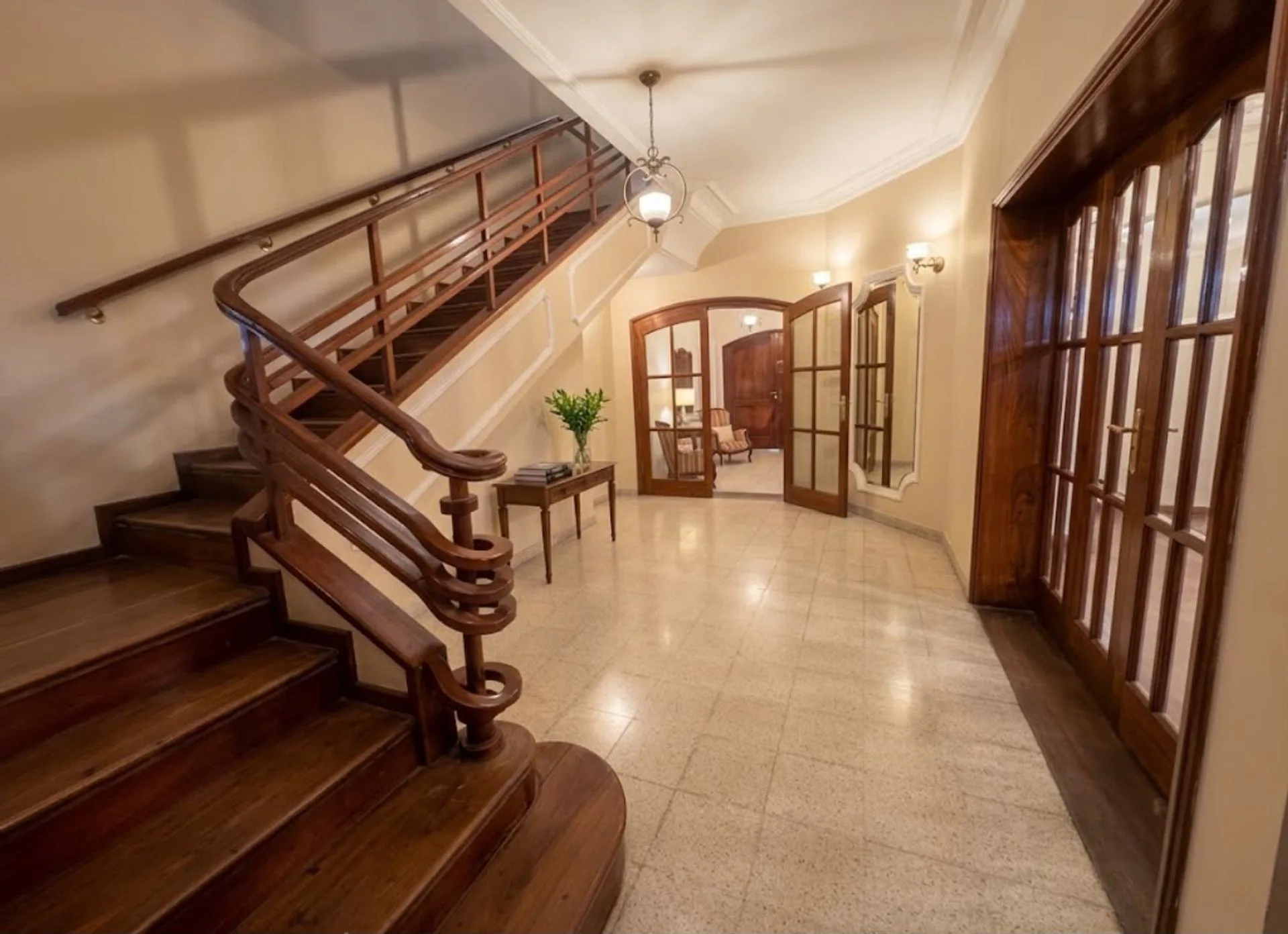 VENTA EXCLUSIVA CASA BARRIO SUR foto 4