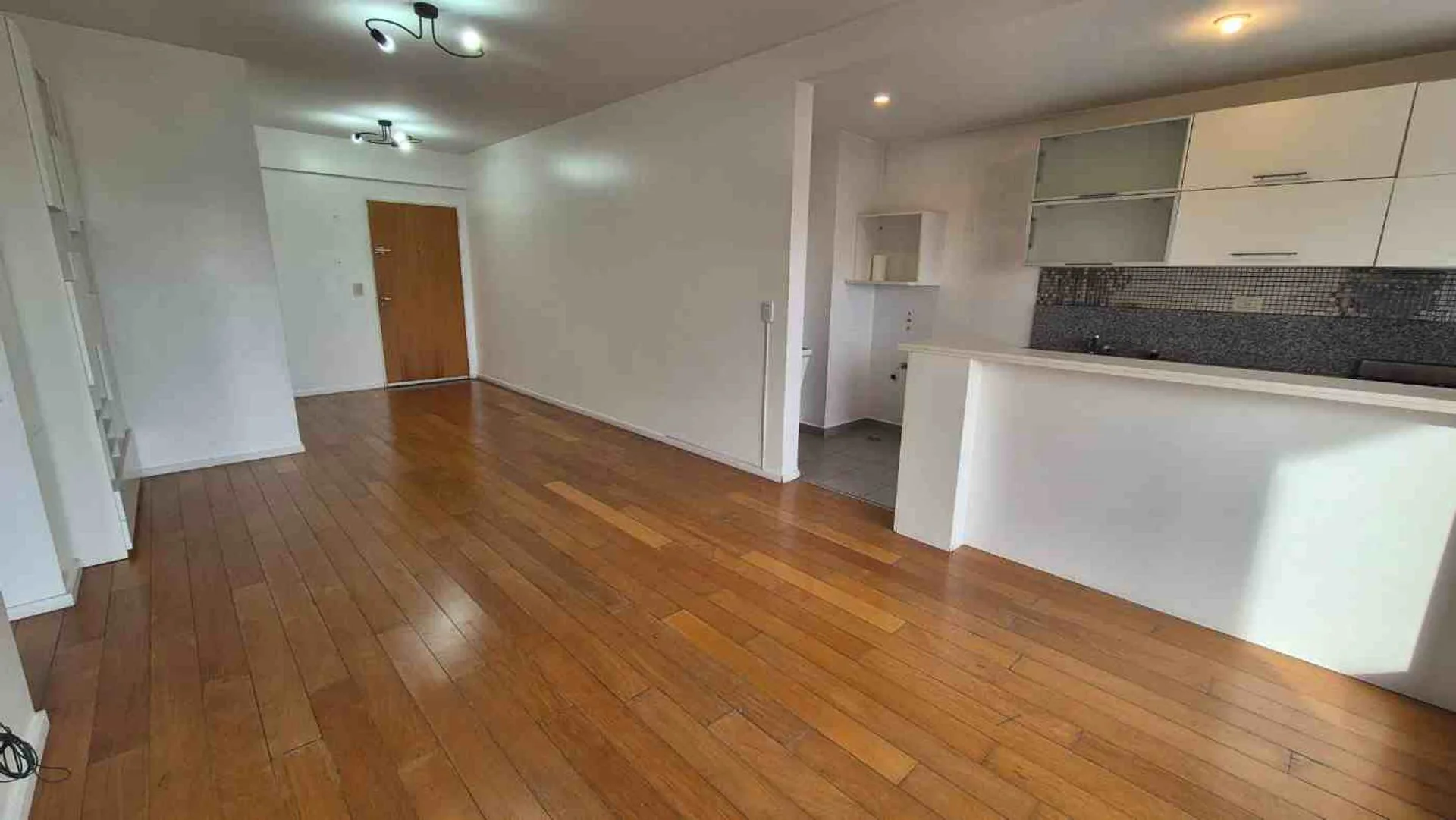 VENTA DE DEPARTAMENTO EN CABALLITO foto 3