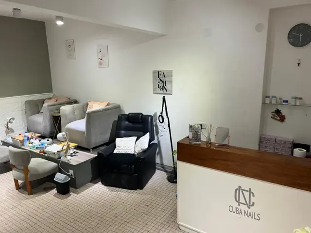 Excelente Local Comercial a la Venta en Parque Patricios