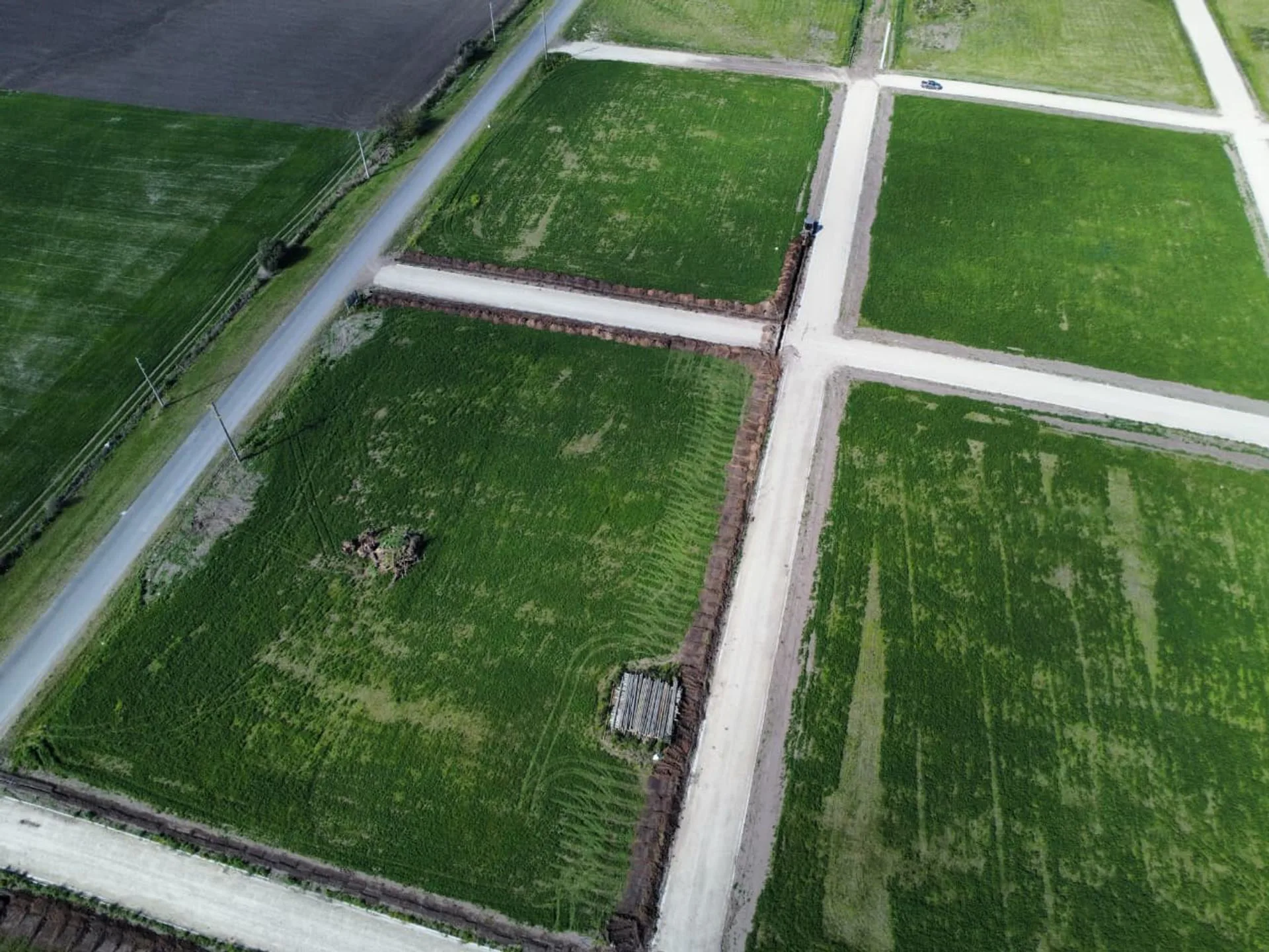 Lote de 300 m2 en Las Colinas, Colonia Ensayo foto 3