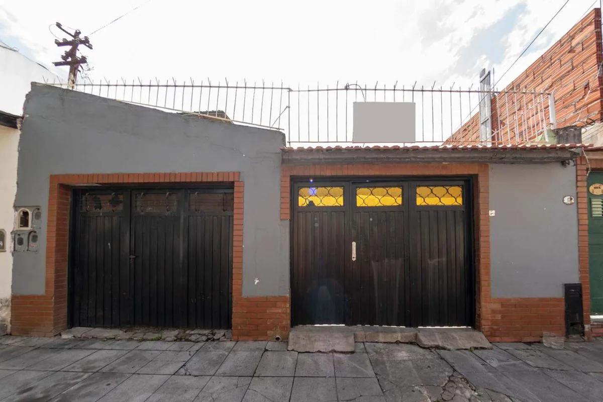 VENTA PH 3 AMB. C/PATIO Y COCHERA - LANÚS foto 2