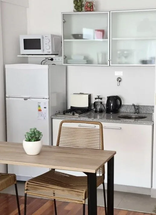 VENTA!! Departamento Monoambiente. Balcón. Piso Alto. Vista abierta. Apto Profesional. Las Cañitas, Palermo,Caba. foto 3