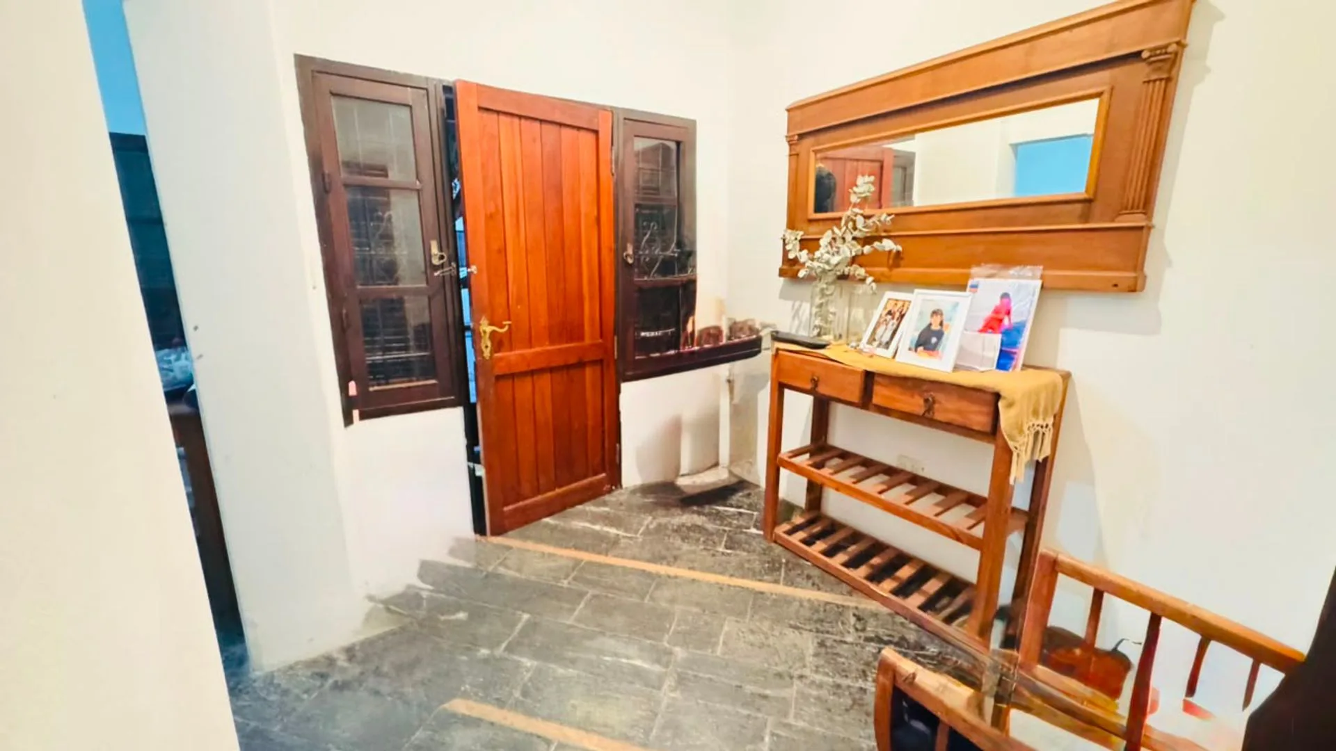 Casa con 4 dormitorios con Escritura barrio Maipu foto 2