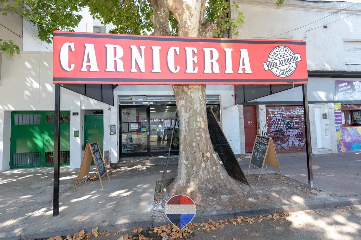 LOCAL COMERCIAL EN VENTA LA PLATA SOBRE AVENIDA foto 5