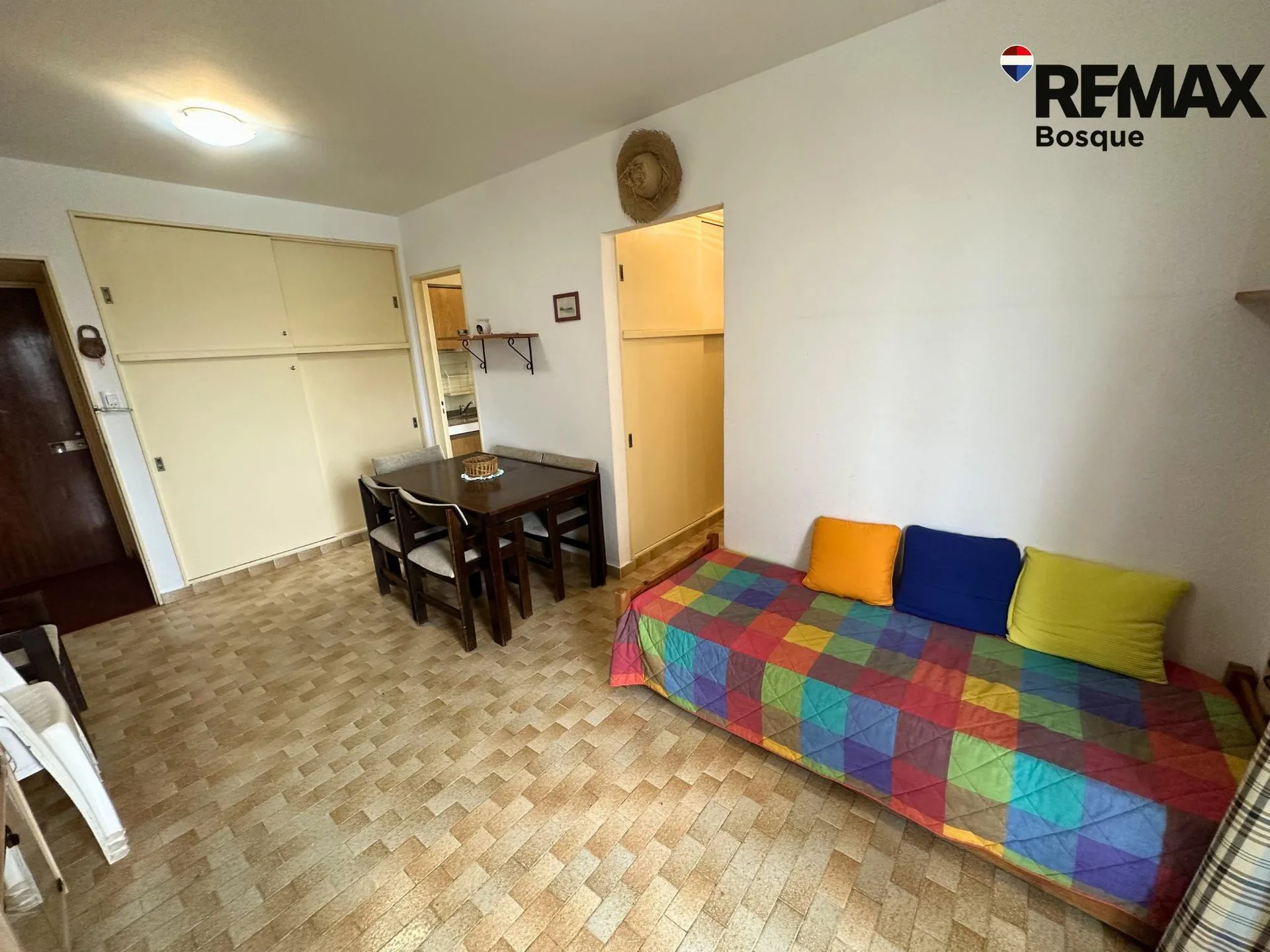 Venta departamento Villa Gesell Gas natural foto 4