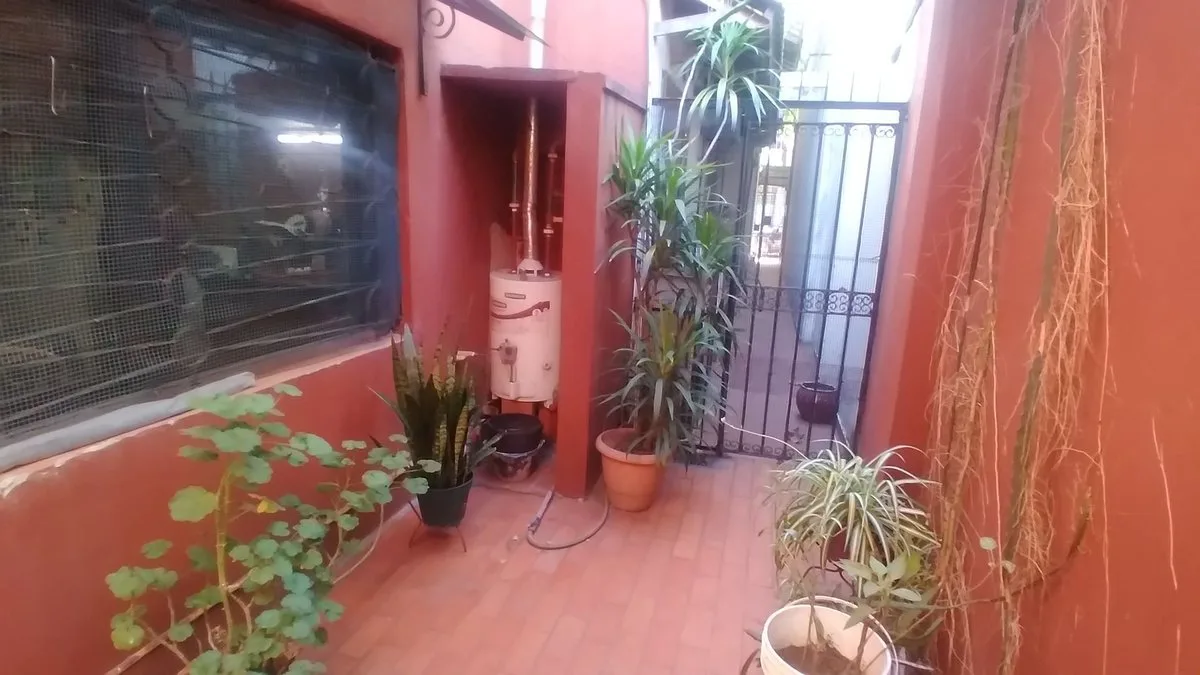 VENTA PH 2 AMB CON PATIO Y QUINCHO – SIN EXPENSAS foto 2