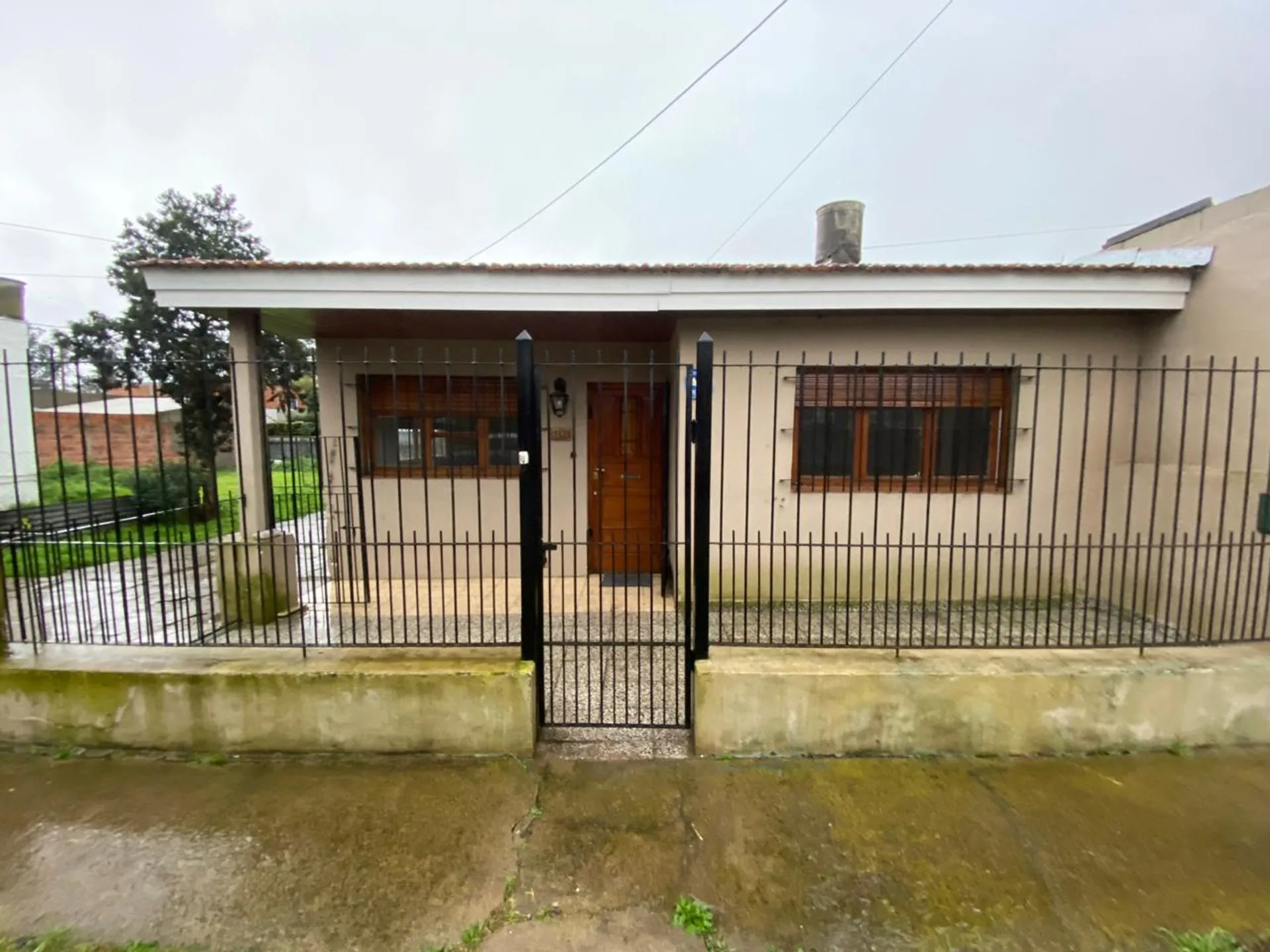 VENTA BLOCK CASA 3 AMB + DPTO 4 AMB MALVINAS ARG foto 2