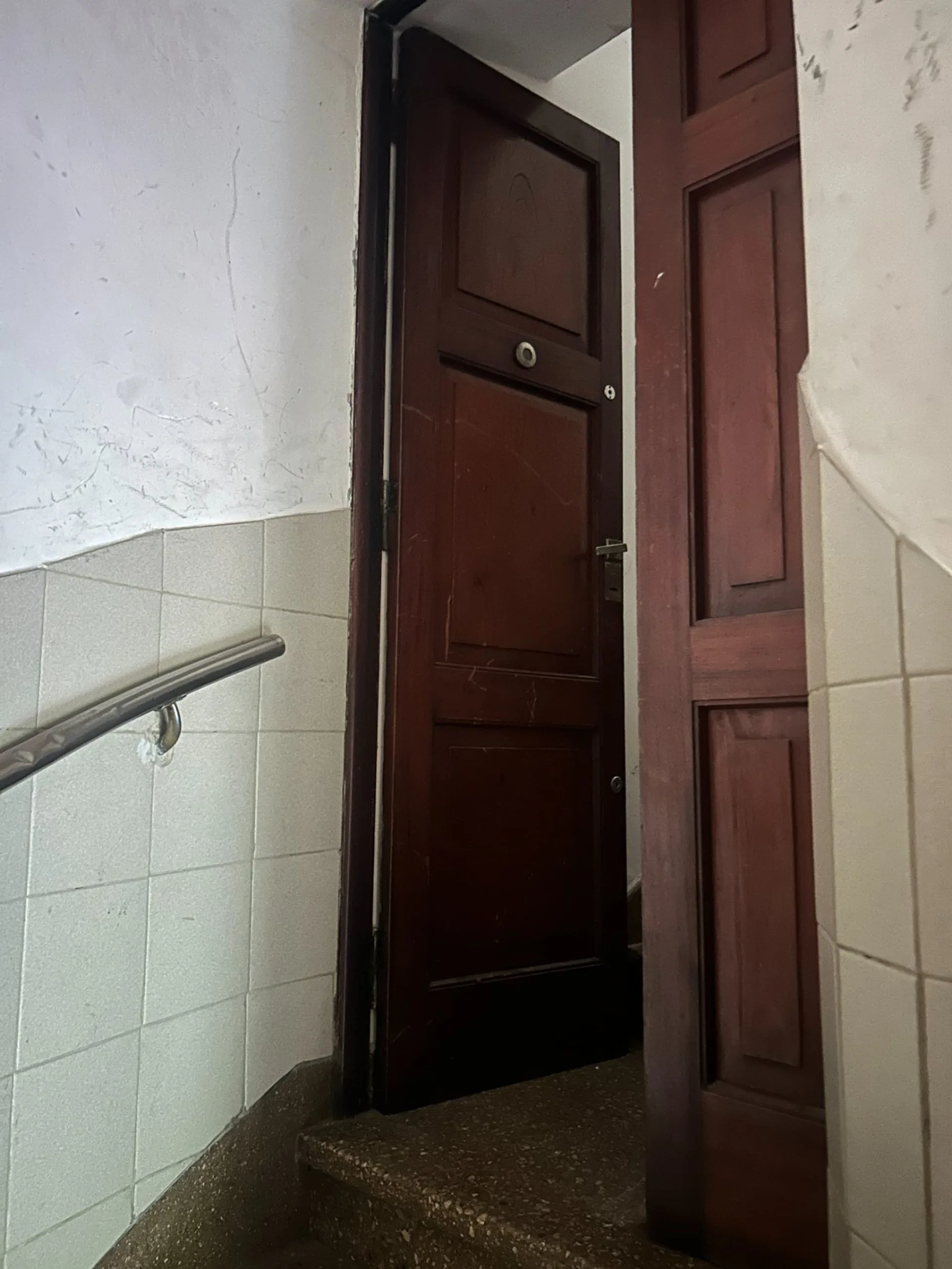 VENTA PH 4 AMB C/TERRAZA, A REFACCIONAR, BARRACAS foto 3