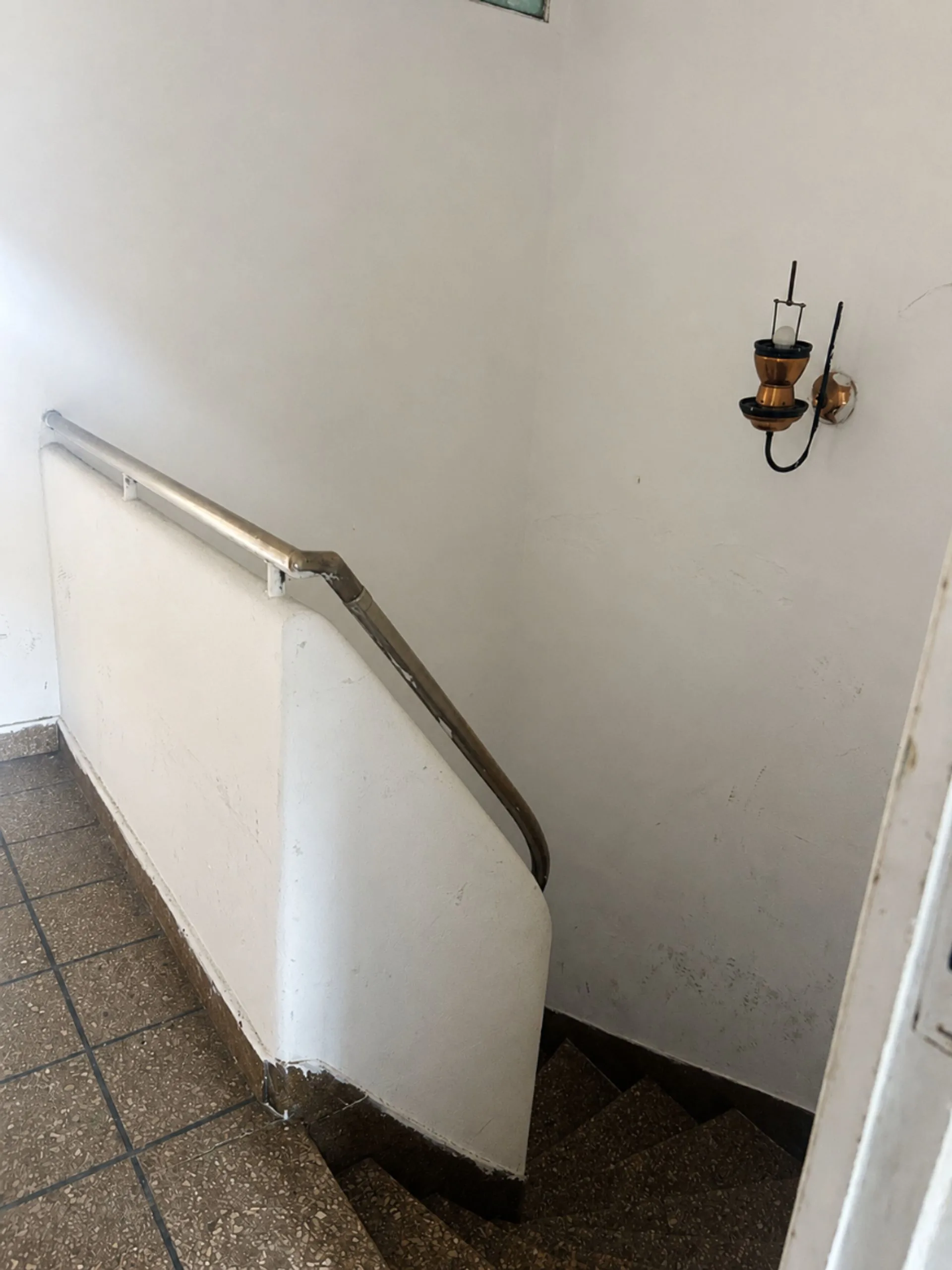 VENTA PH 4 AMB C/TERRAZA, A REFACCIONAR, BARRACAS foto 4