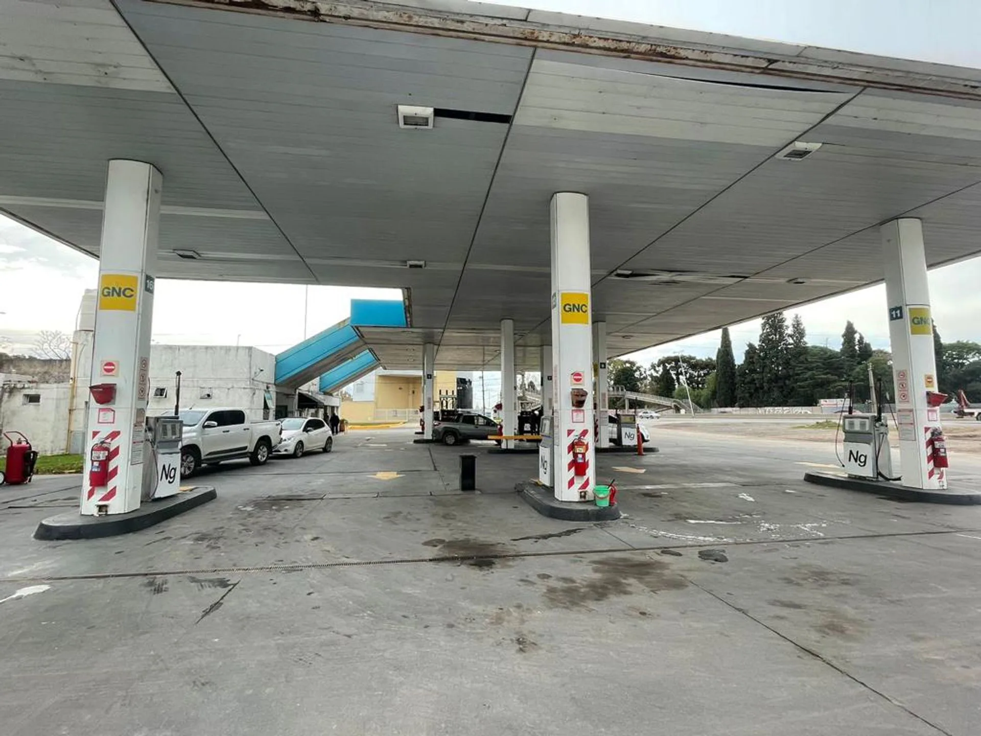 VENTA ESTACIÓN DE SERVICIO EN CAMPANA LOTE 2500M foto 3