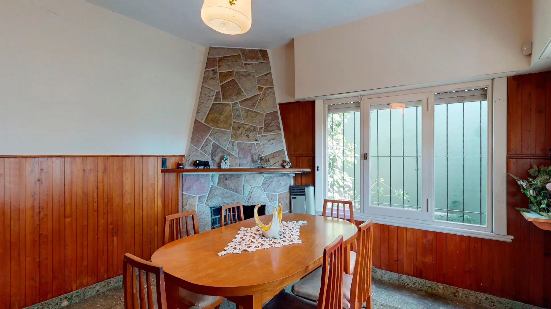 VENTA CASA 3AMBIENTES CON JARDÍN–BARRIO EL GAUCHO foto 5