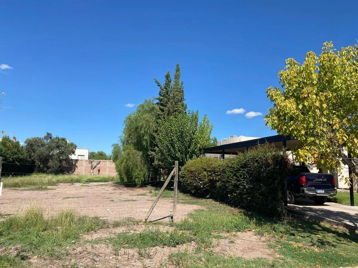 VENTA LOTE EN BARRIO PRIVADO VIRGEN DE LAS NIEVES foto 4