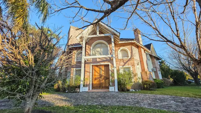 Venta Casa en Talar del lago 1