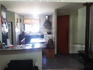 Casa de 4 ambientes tipo chalet en dos plantas en José C. Paz. foto 5