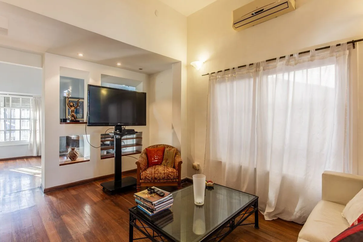 VENTA CASA 6 AMBIENTES. FLORIDA. APTO CREDITO. foto 3