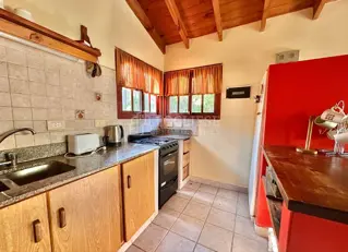 Excelente Casa de 4 ambientes Mar de las Pampas foto 5