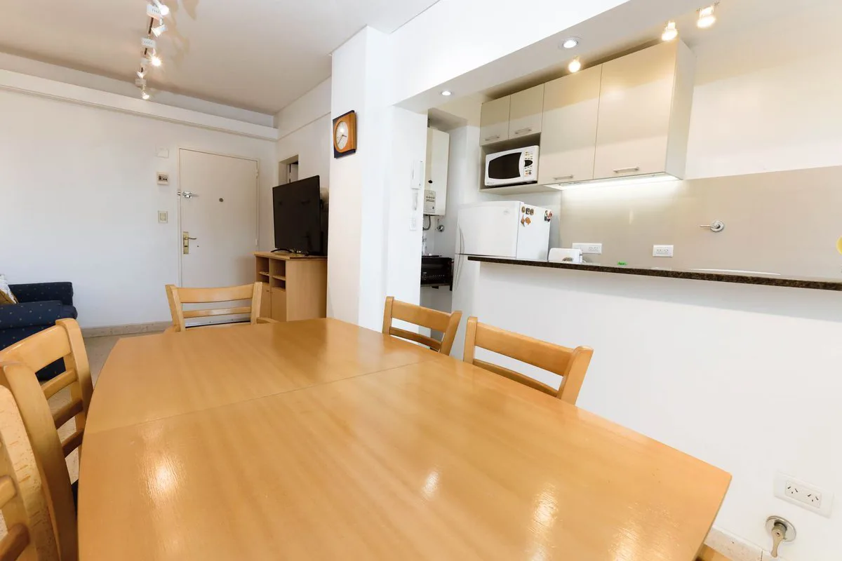 VENTA DTO 4 AMB PLAYA CHICA COCHERA LAT AL MAR foto 5