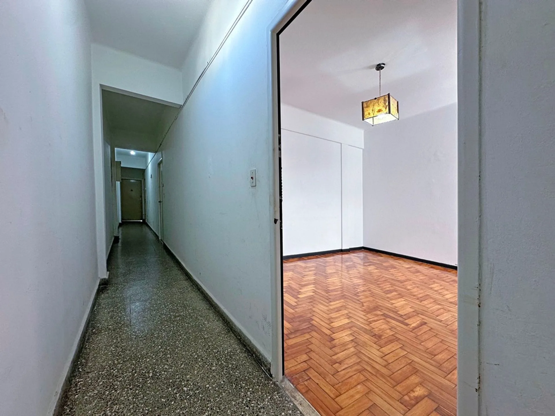 Dpto 2 amb en VENTA en VILLA URQUIZA mucha LUZ foto 4