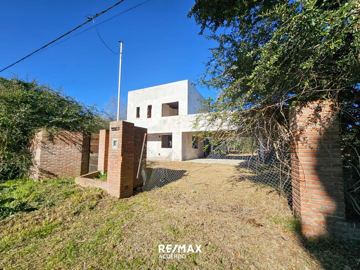 VENTA CASA QUINTA A TERMINAR CUMEHUE SAN NICOLAS foto 3