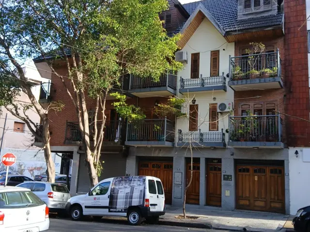 PH, 5 ambientes c/ Cochera - Barracas