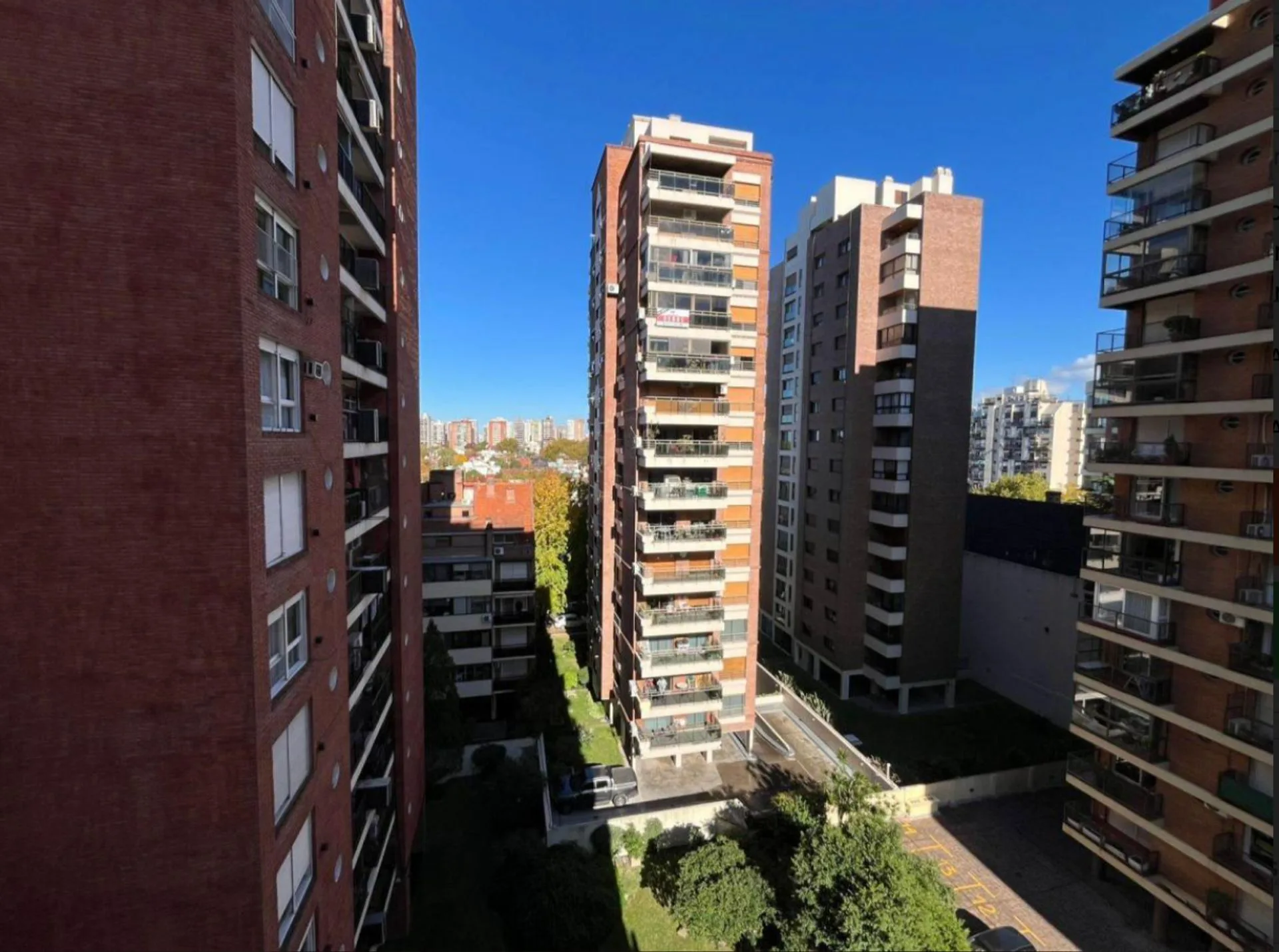 VENTA DEPTO 4 AMB BALCON COCHERA ACASSUSO CREDITO foto 2