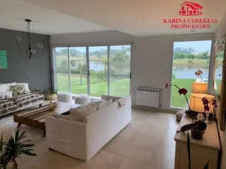 EXCELENTE PROPIEDAD , BARRIO ISLAS , EL CANTÓN foto 5