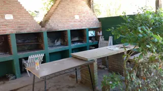 VENTA, DTO a 1 cuadra de la costa, equipado para 8 personas. Impecable estado, y totalmente amueblado, con parque y parrillas. foto 4