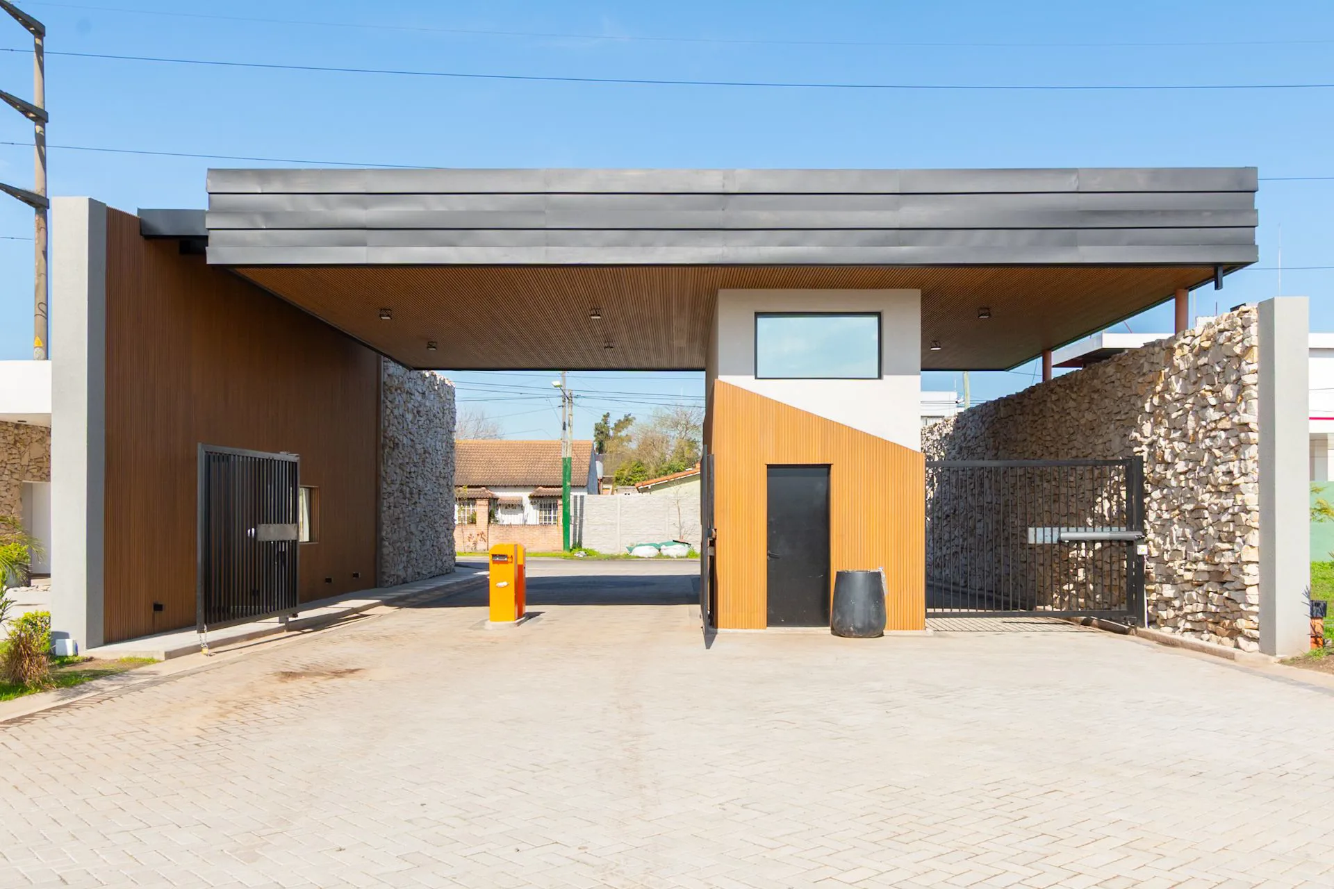 LOTE VENTA ITUZAINGO BARRIO CERRADO FINANCIA foto 2