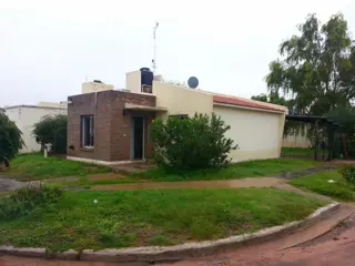 Venta de Casa en Los Lapachos (La Punta) foto 2