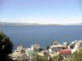 Amantes de la Vista. Departamento en PH reciclado a nuevo con la mejor vista de Bariloche foto 2
