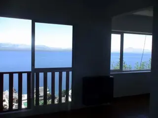 Amantes de la Vista. Departamento en PH reciclado a nuevo con la mejor vista de Bariloche foto 4