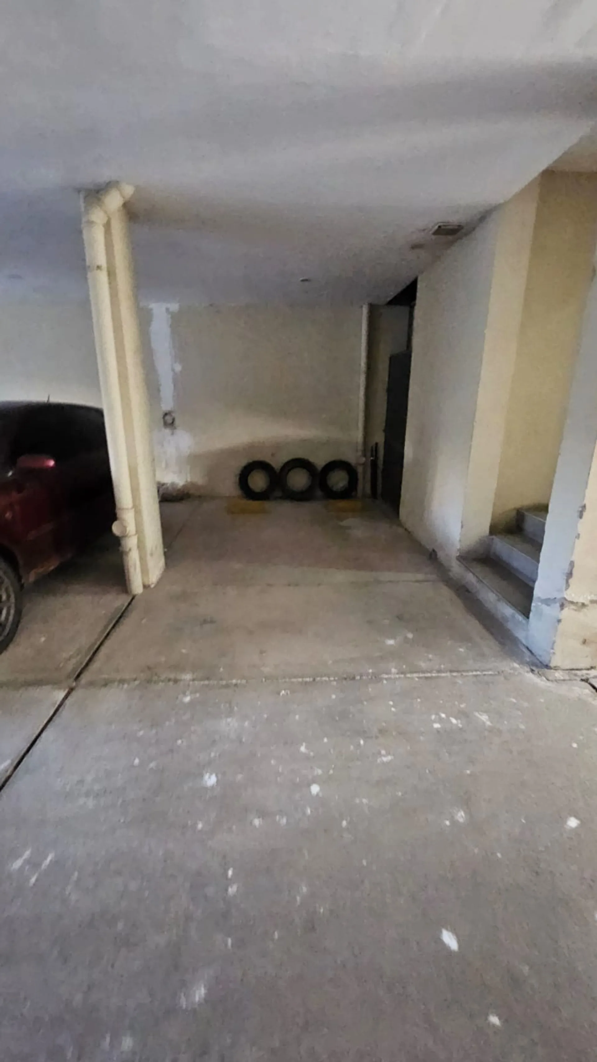 COCHERA EN VENTA BARRIO SUR - foto 5