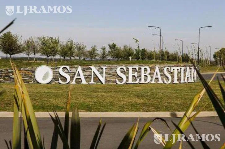 Terreno en  San Sebastian foto 2