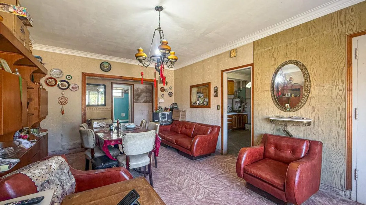 Venta casa 3 ambientes en Las Avenidas con jardín foto 4