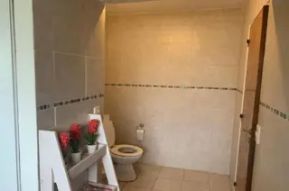2 CASA EN 2 LOTES CON PILETA foto 2
