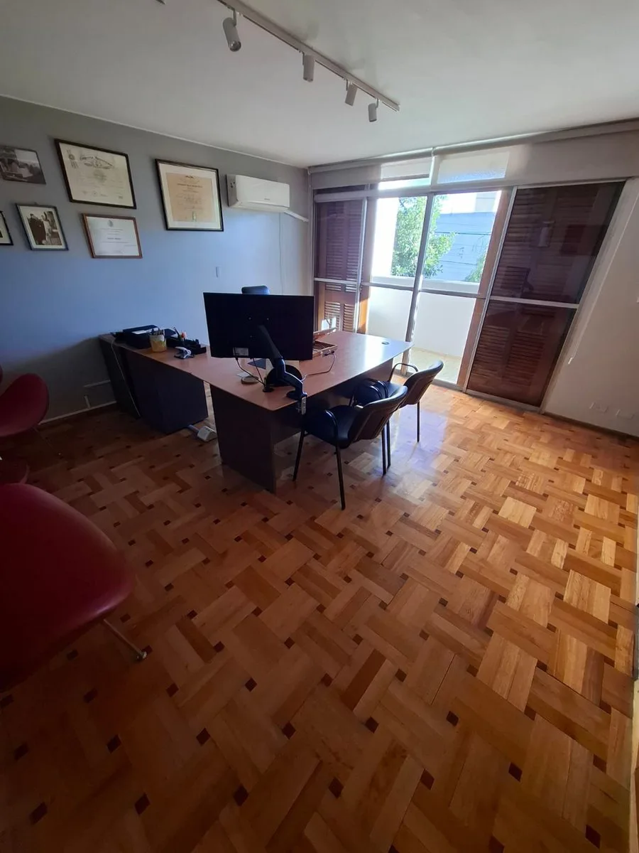 VENTA CASA 600 m2 CUB. IDEAL EMPRESA BARRIO BOMBAL foto 4