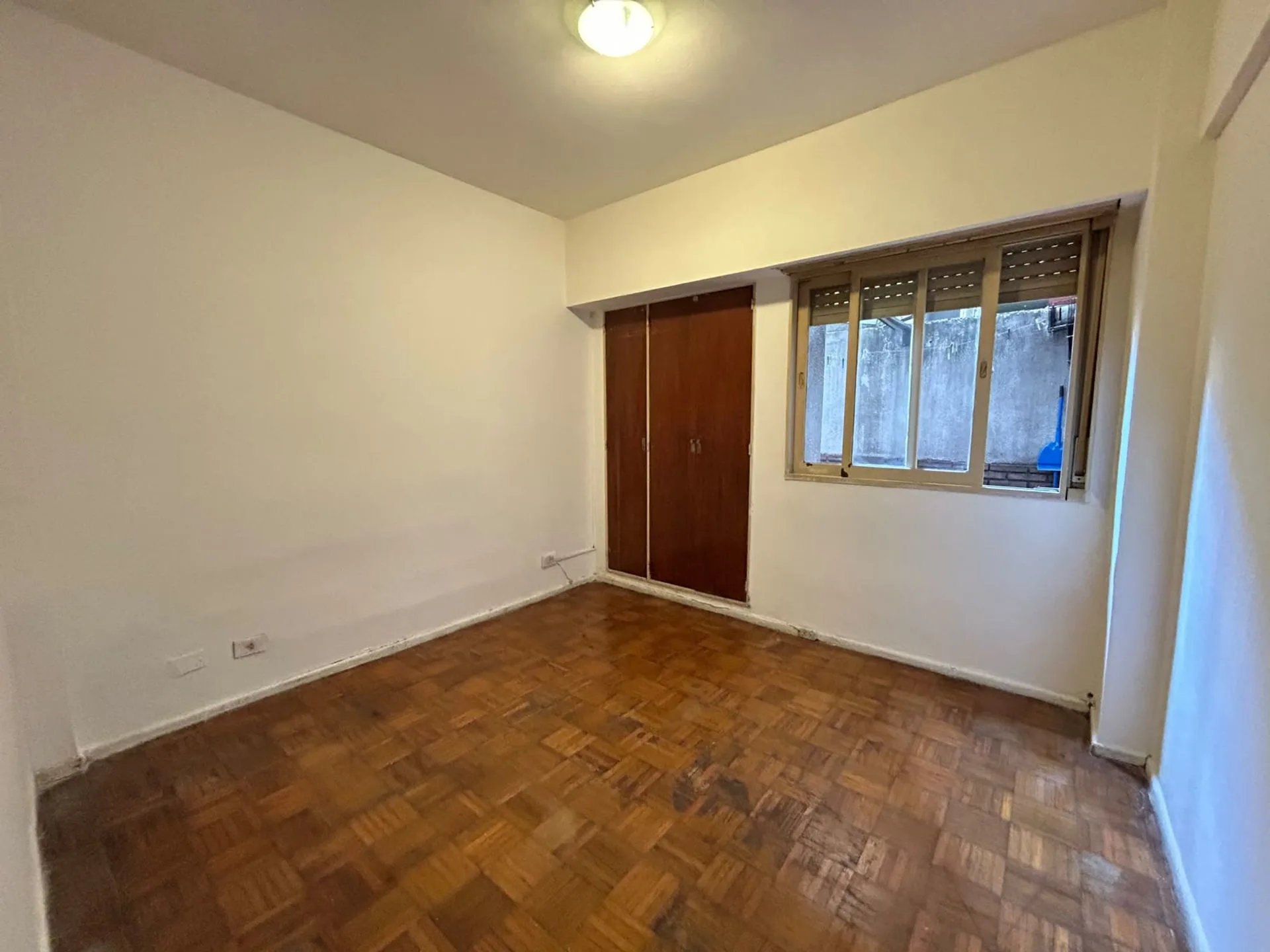 VENTA DEPTO 2 AMBIENTES BALVANERA CON PATIO foto 5