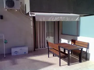 DEPTO 2 DORM DE CATEGORÍA, OBISPO TREJO 1131, GRAN TERRAZA CON ASADOR, CALEFACCIÓN CENTRAL, TOTALMENTE EQUIPADO, OPCIÓN COCHERA CON BAULERA AMPLIA... foto 2