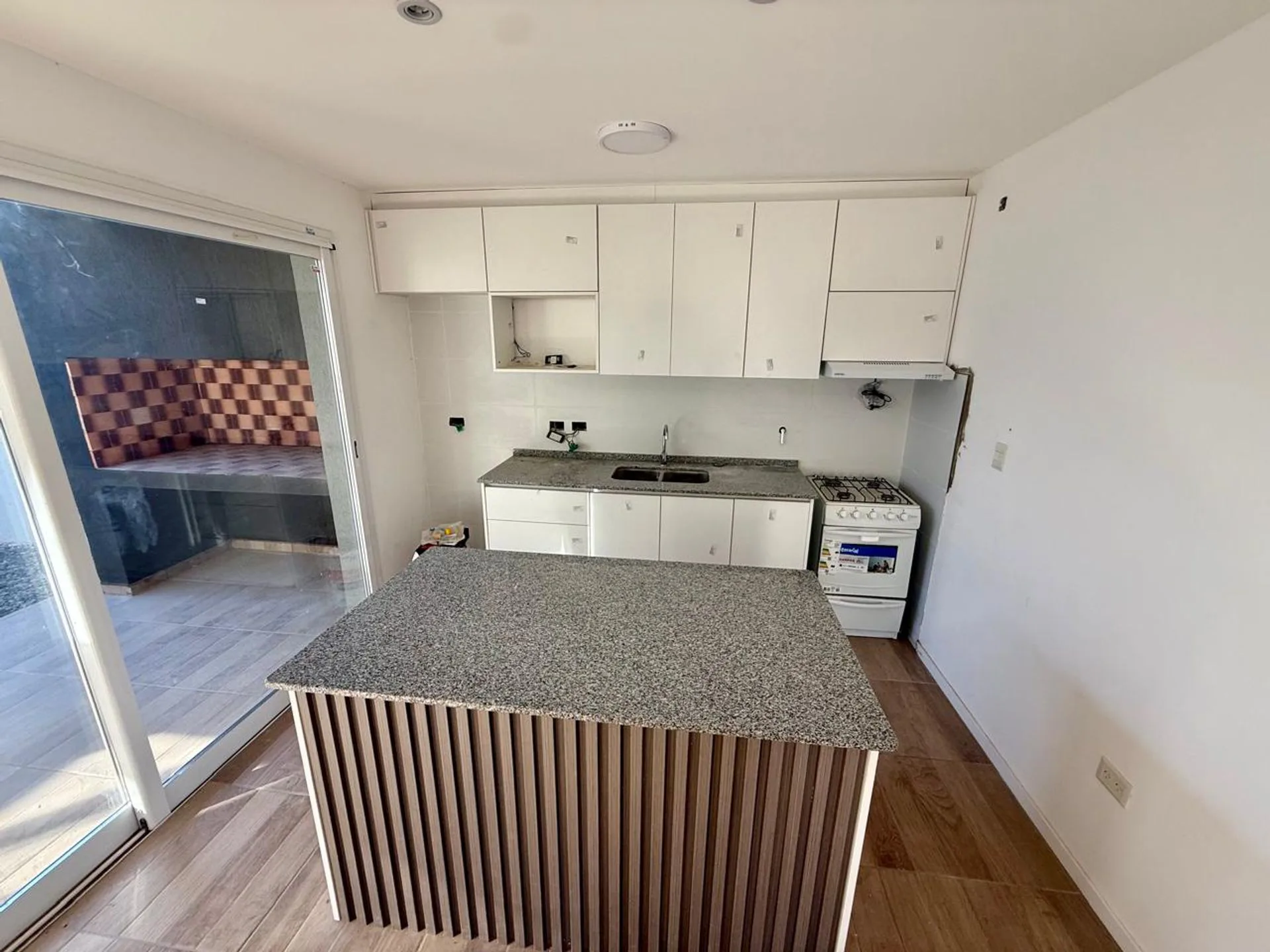 VENTA CASA A ESTRENAR FDEZ ORO foto 4
