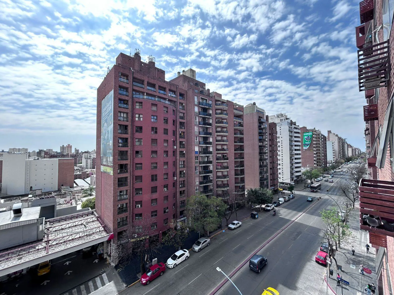 Departamento en Alquiler | 1 Dormitorio | Bº Güemes/Observatorio | Vista a la Calle foto 2