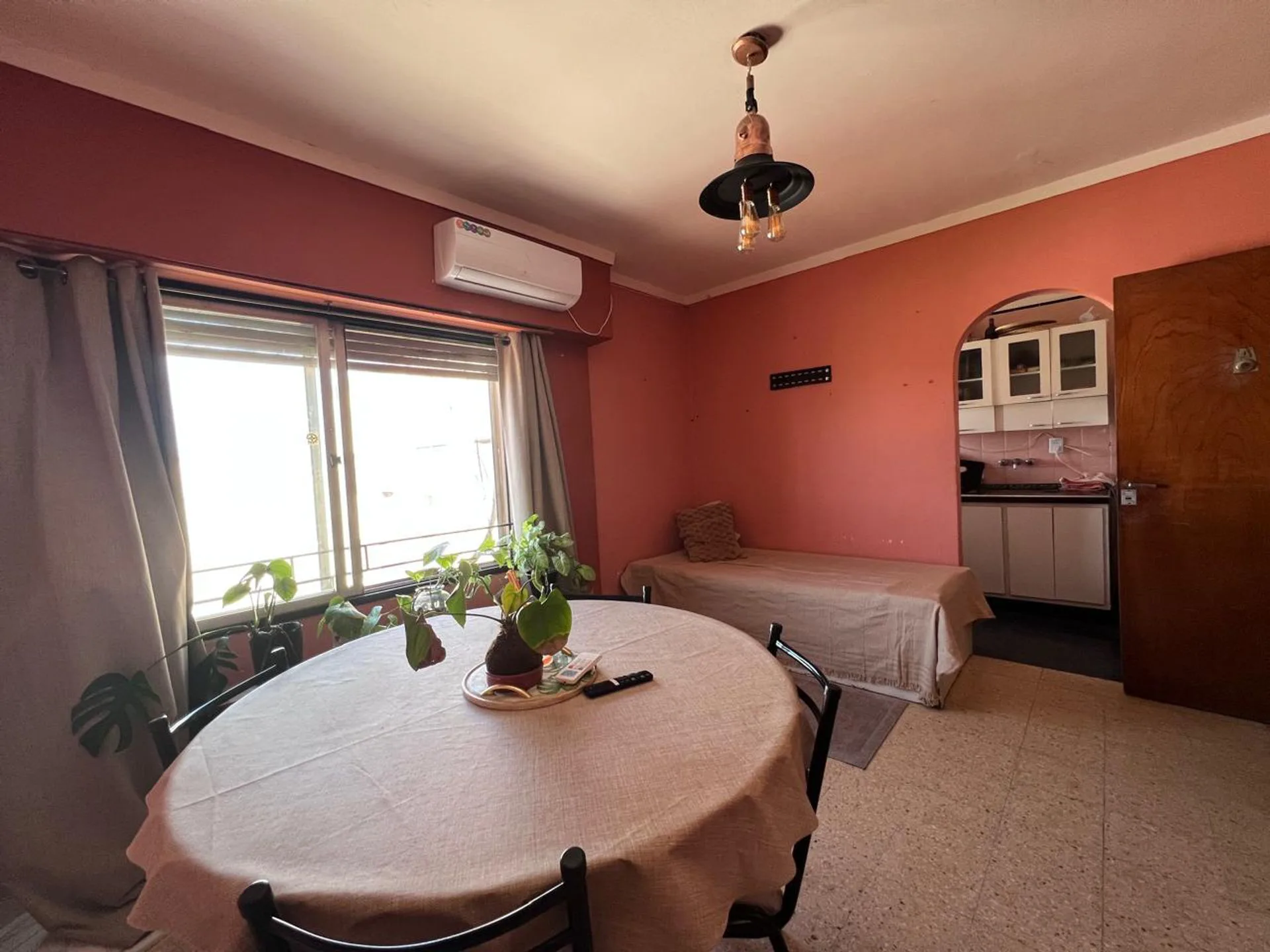 VENTA DEPARTAMENTO 1 DORMITORIO-TERMAS R. HONDO foto 2