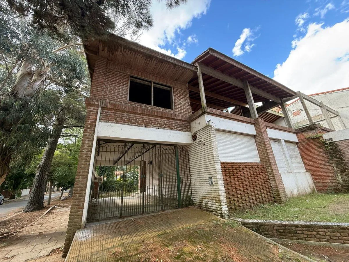LOTE VENTA MULTIFAMILIAR CON CASA SAN BERNARDO