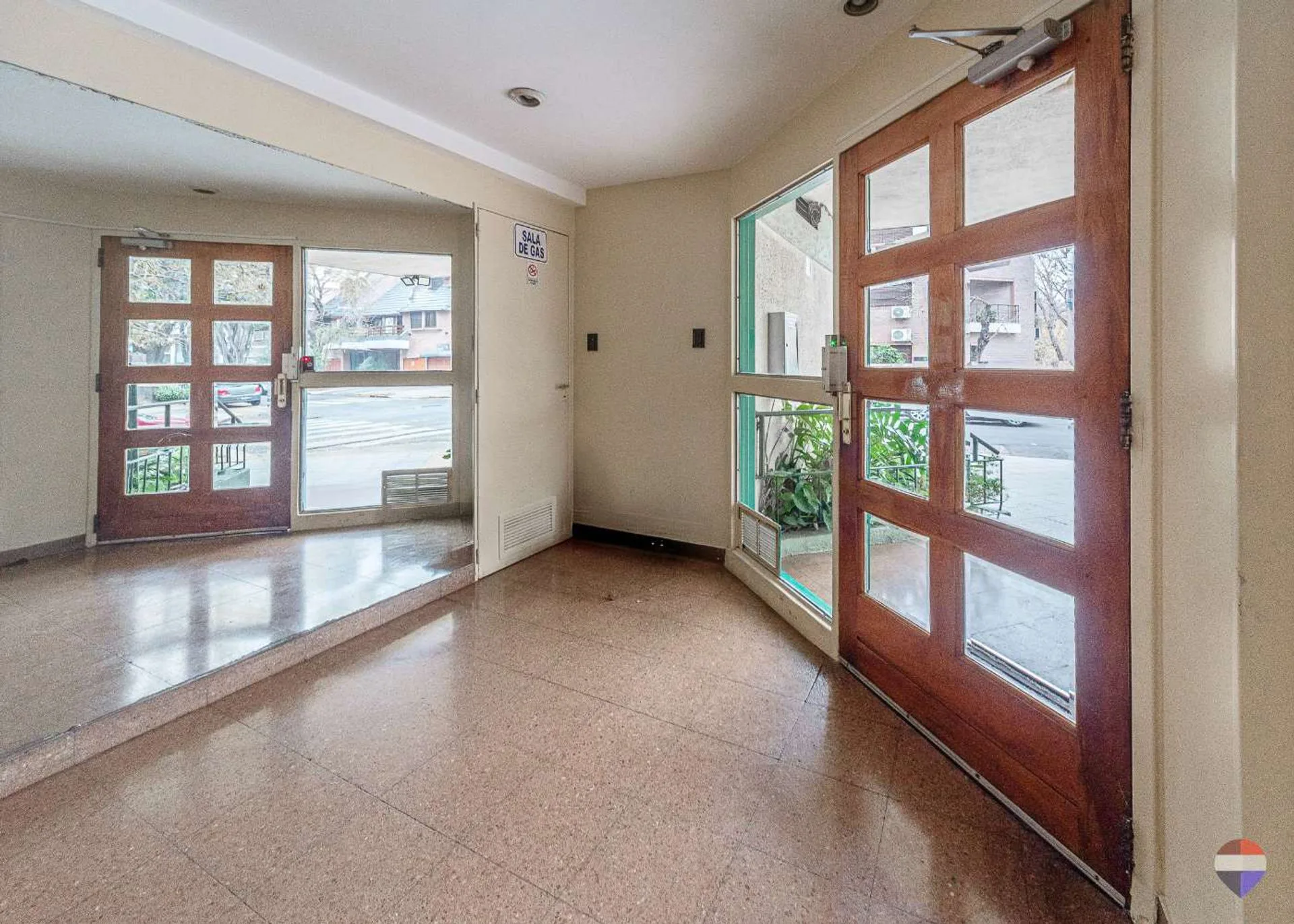 VENTA DEPARTAMENTO 3 AMBIENTES PB VILLA URQUIZA foto 3